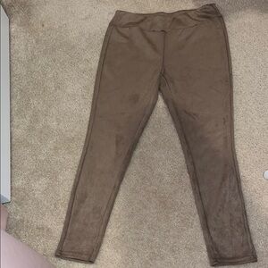 Chic Brown Suede-Style Leggings